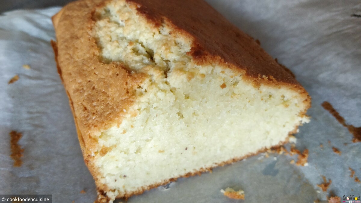cake aux amandes avec blancs d'oeufs