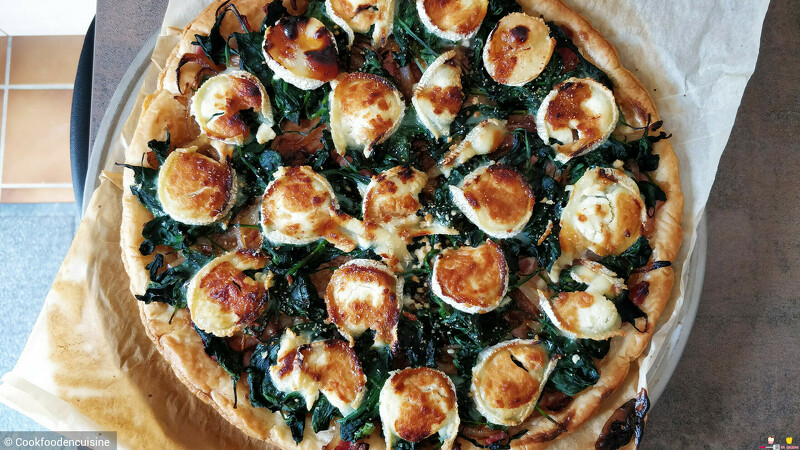 Tarte chèvre épinard bacon oignon