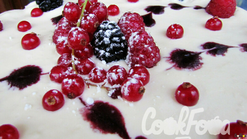 Tiramisu fruits rouges chocolat blanc - dessus